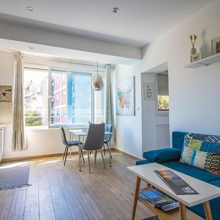 Апартаменты Brand New 1Br Near Central Station, Old Town, Beach - 3 Minute Walking Сплит Экстерьер фото